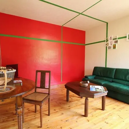 Renove Avec Terrasse Pres De - Fr-1-582-248 *