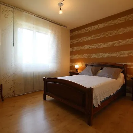 펜션 Renove Avec Terrasse Pres De - Fr-1-582-248 Retournac