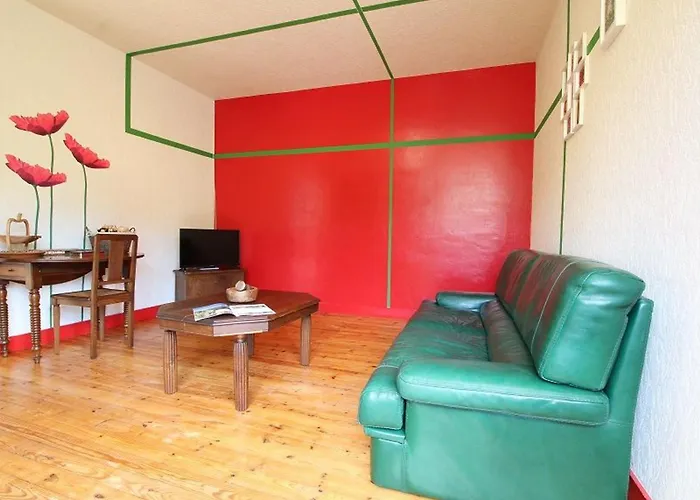 Σπίτι διακοπών Renove Avec Terrasse Pres De - Fr-1-582-248